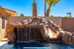 Beach Happy-Lake Close-Private Waterpark Oasis -sleeps 14